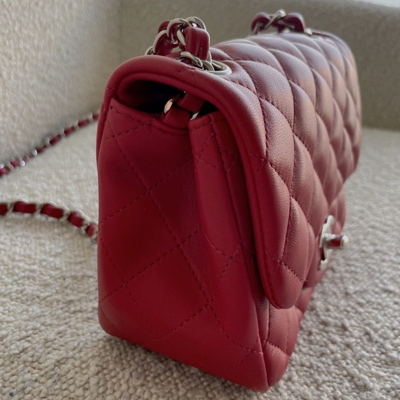 Chanel mini square classic flap in red lambskin - Picture 9 of 9